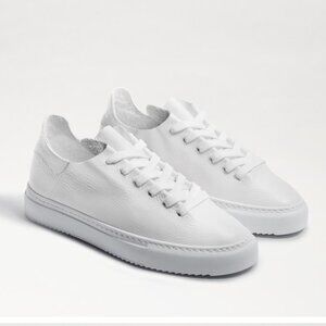 New In Box Sam Edelman Poppy Sneakers in white
